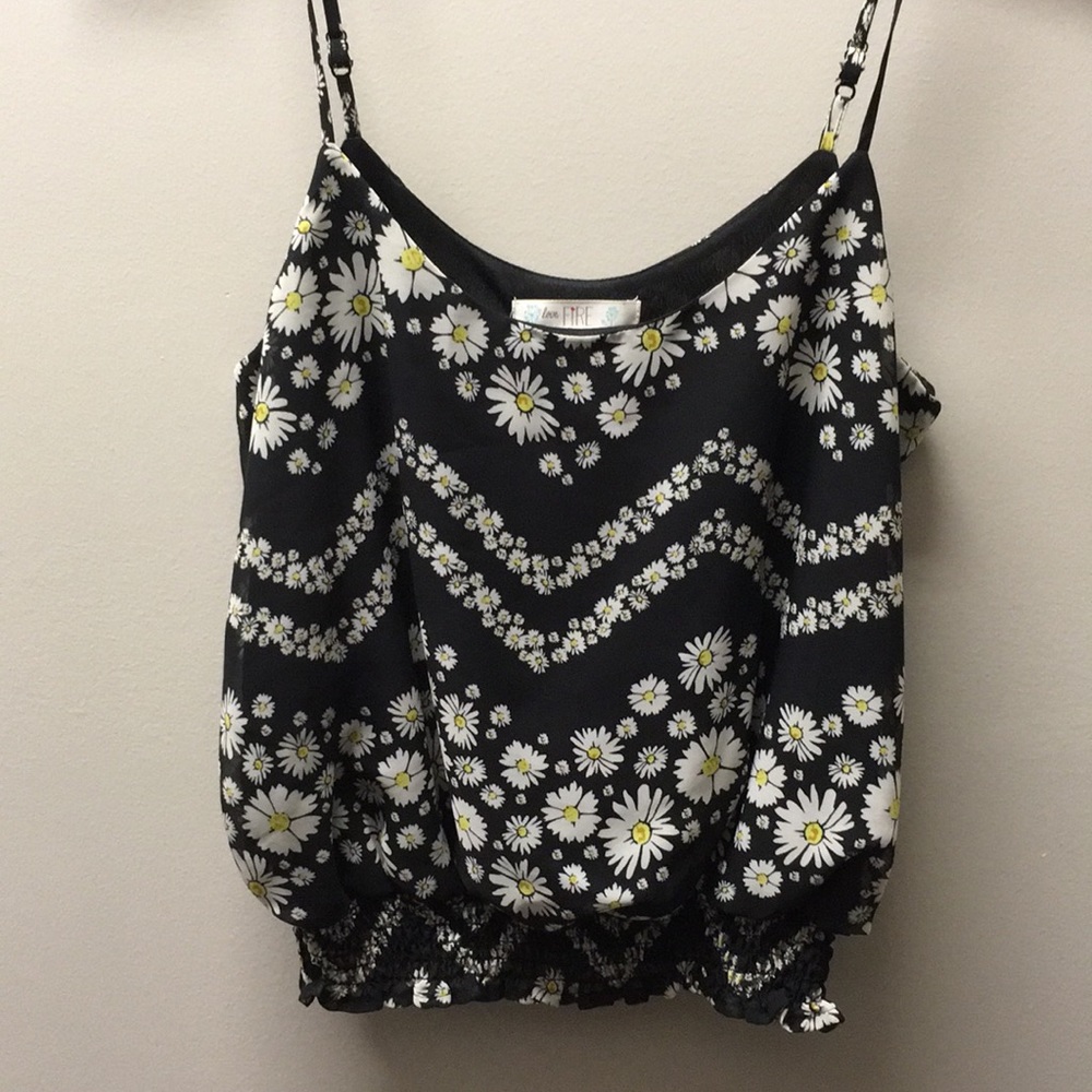 Daisy black crop top